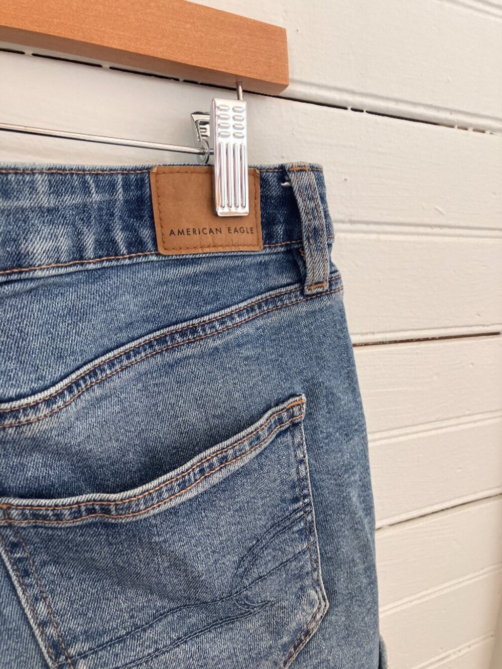 American Eagle - Mom Stretch Shorts - Picture 4 of 6